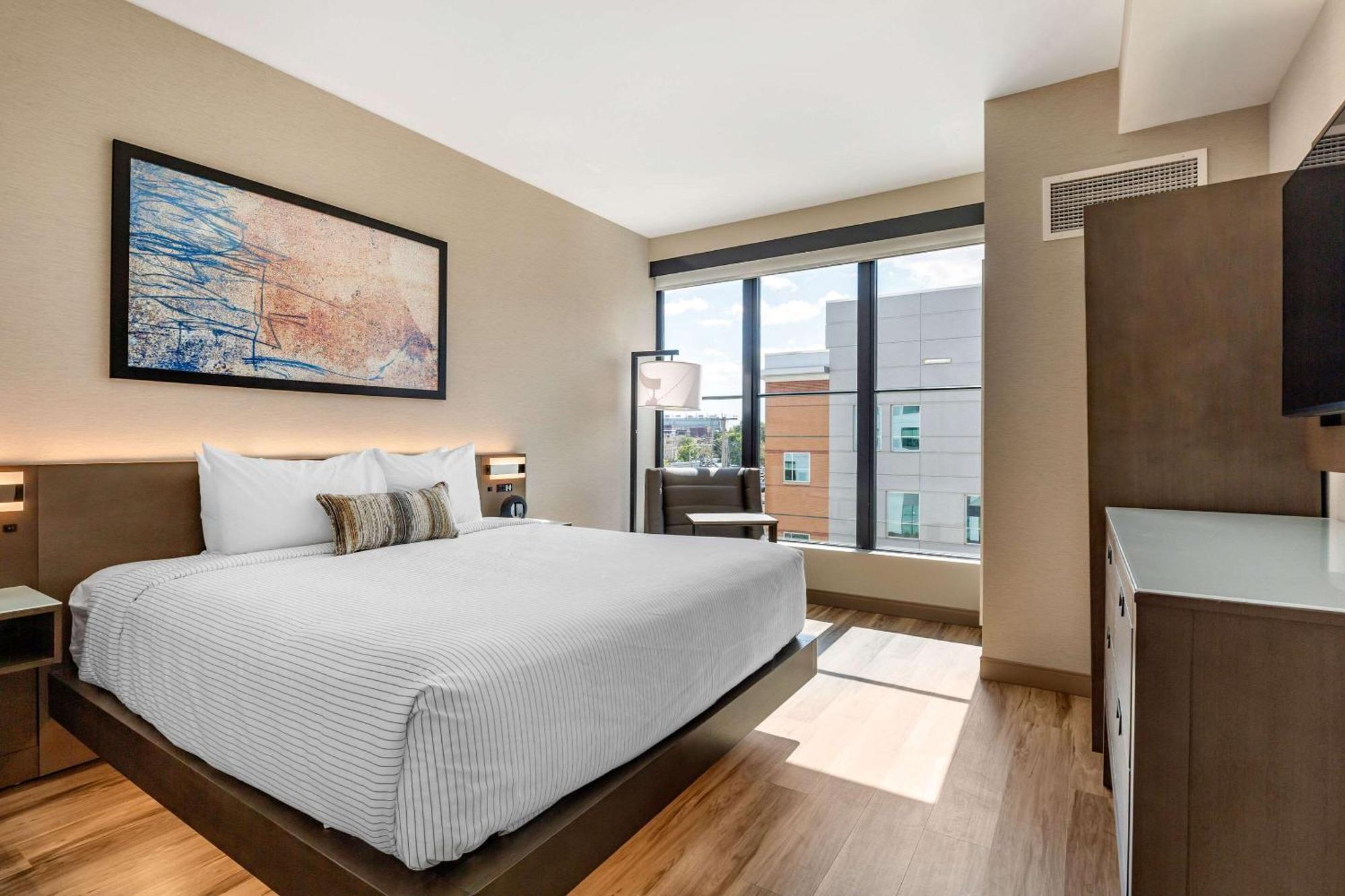 Cambria Hotel New Haven University Area Экстерьер фото